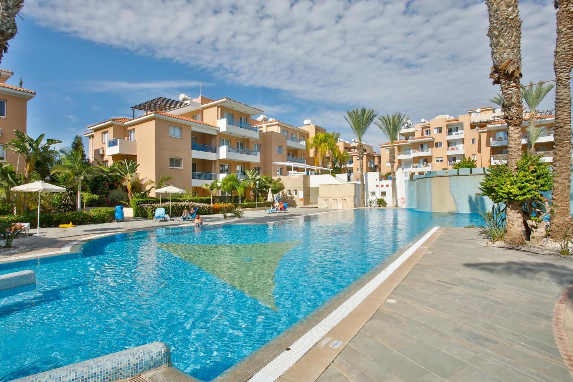 Casa Del Sol Townhouse In Iris Village Paphos Exterior foto