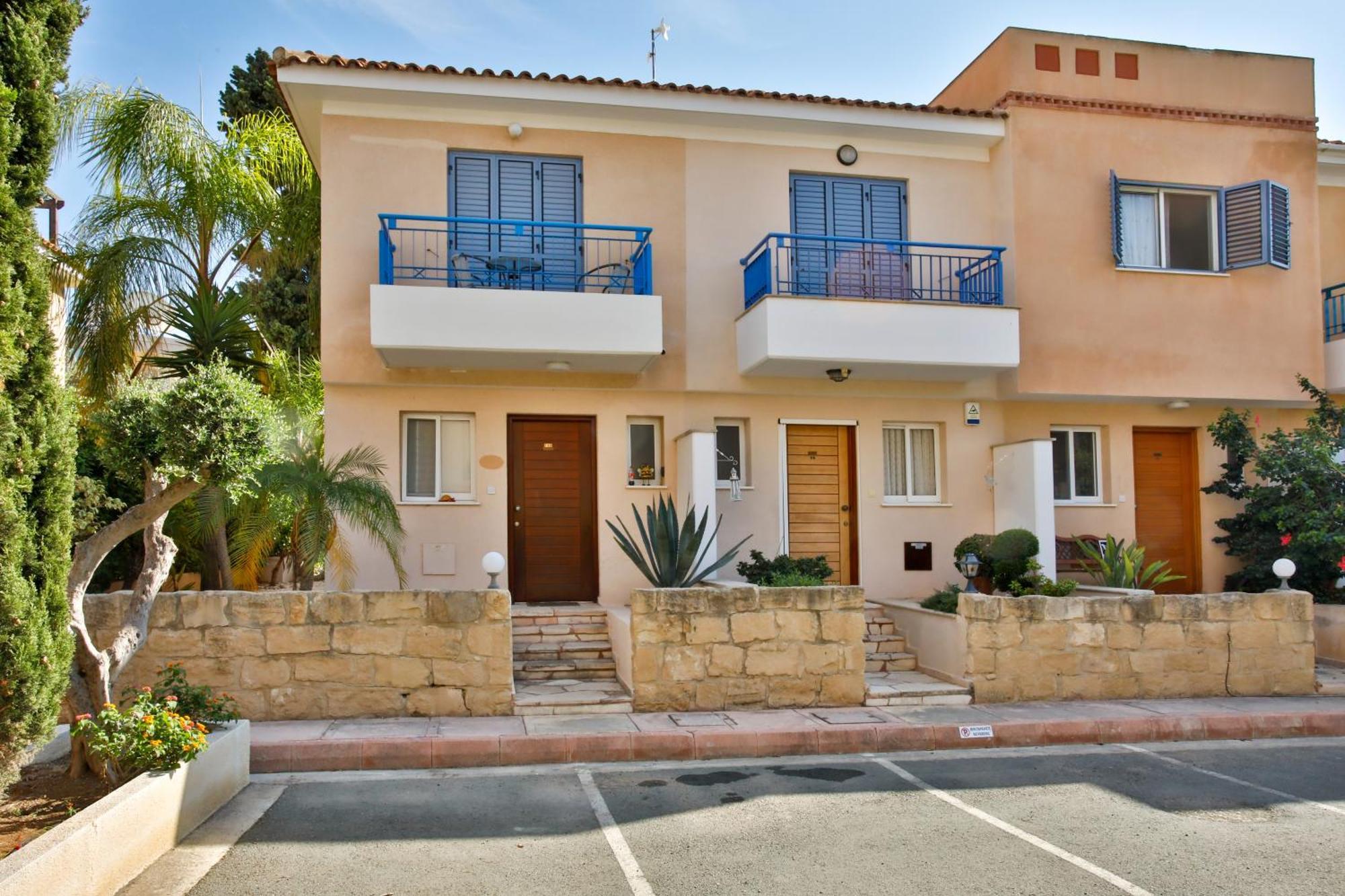 Casa Del Sol Townhouse In Iris Village Paphos Exterior foto