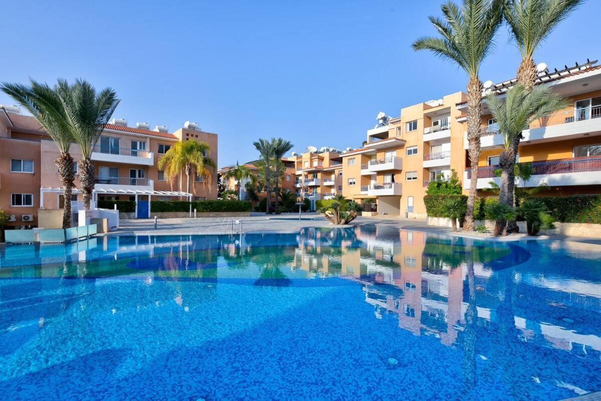 Casa Del Sol Townhouse In Iris Village Paphos Exterior foto