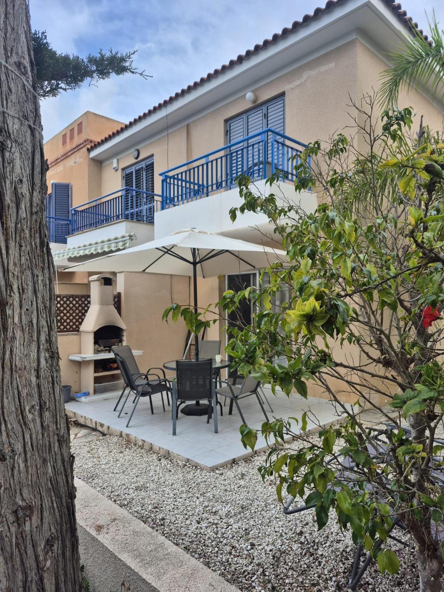 Casa Del Sol Townhouse In Iris Village Paphos Exterior foto